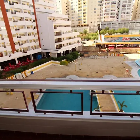 Clube Praia Da Rocha With Pool View פורטימאו